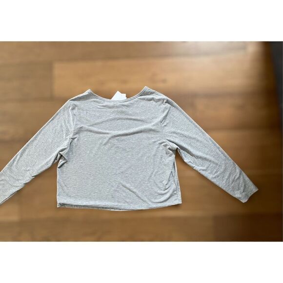 Love Fire Trendy Plus Size Cutout Top Women's - Picture 2 of 4